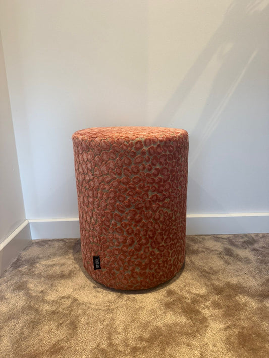 Poef panter oud roze.