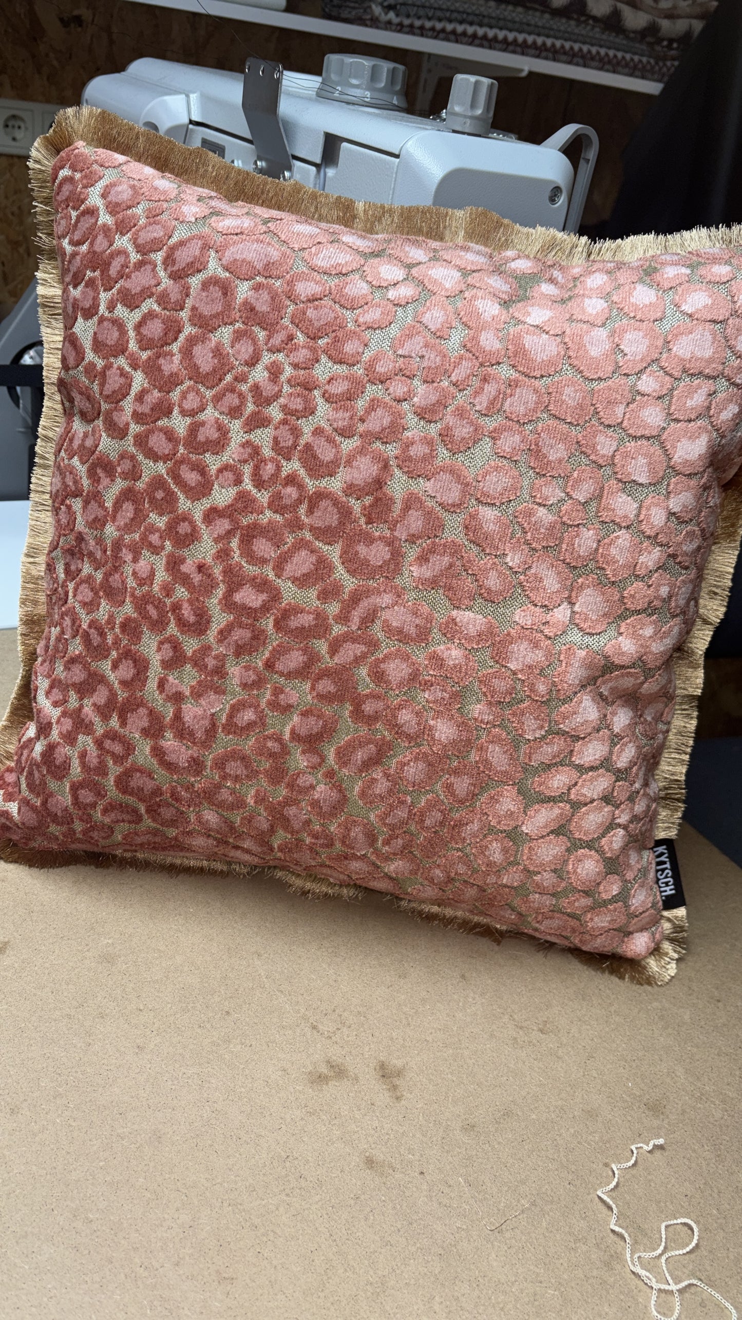 Kussen Panter velvet oud roze