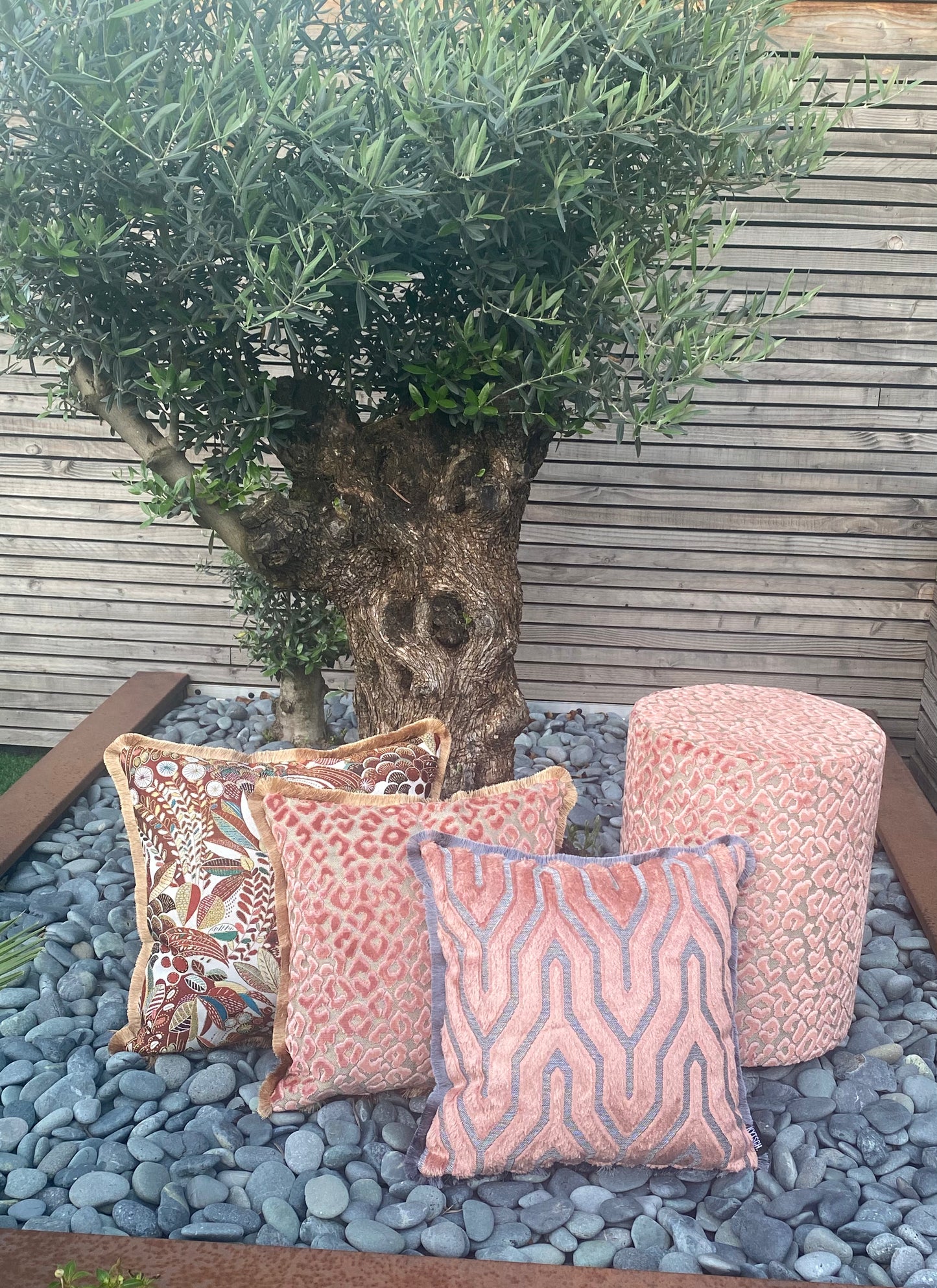 Kussen Panter velvet oud roze